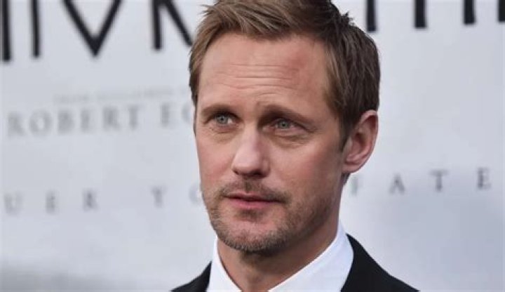 Alexander Skarsgard did drag for his San Francisco premiere: hot & fabulous?