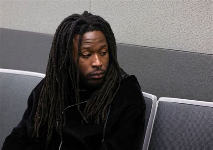 Alvin Kamara Parents: Meet Father Adama Kamara