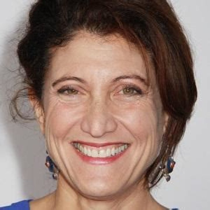 Amy Aquino - Age, Family, Bio