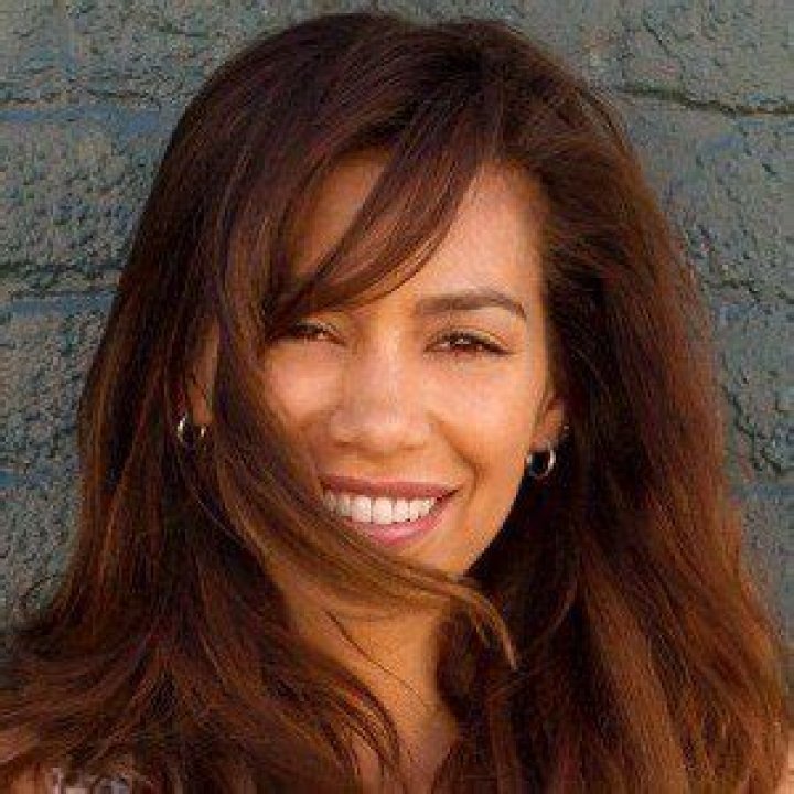 Amy Correa Bell - Age, Family, Bio