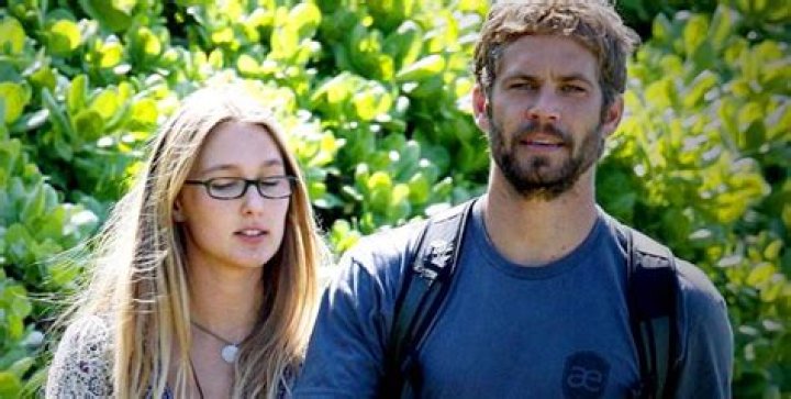Anguished Girlfriend “Collapsed” When She Heard of Paul Walker’s Death