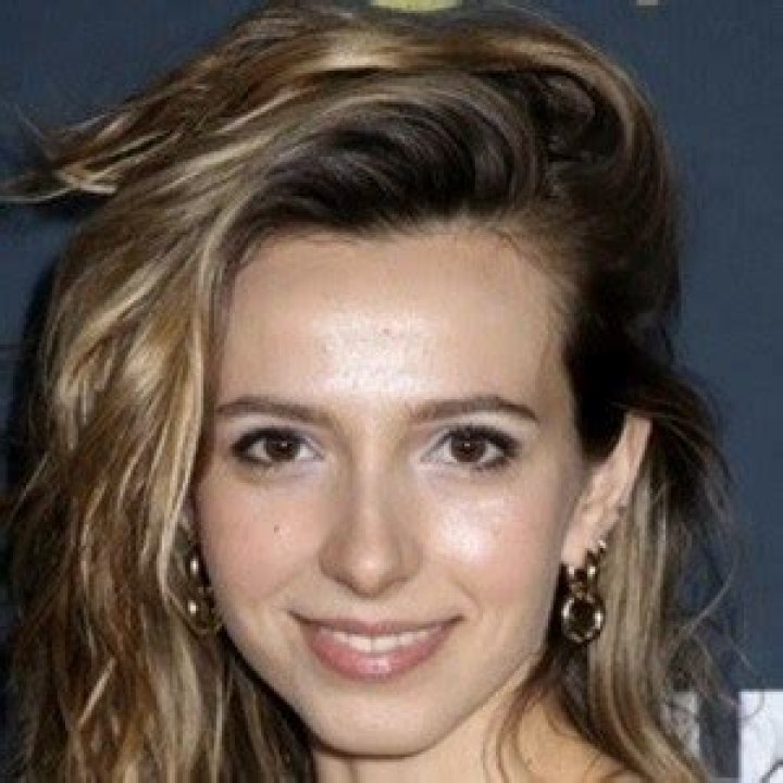 Anjelica Bette Fellini - Age, Family, Bio