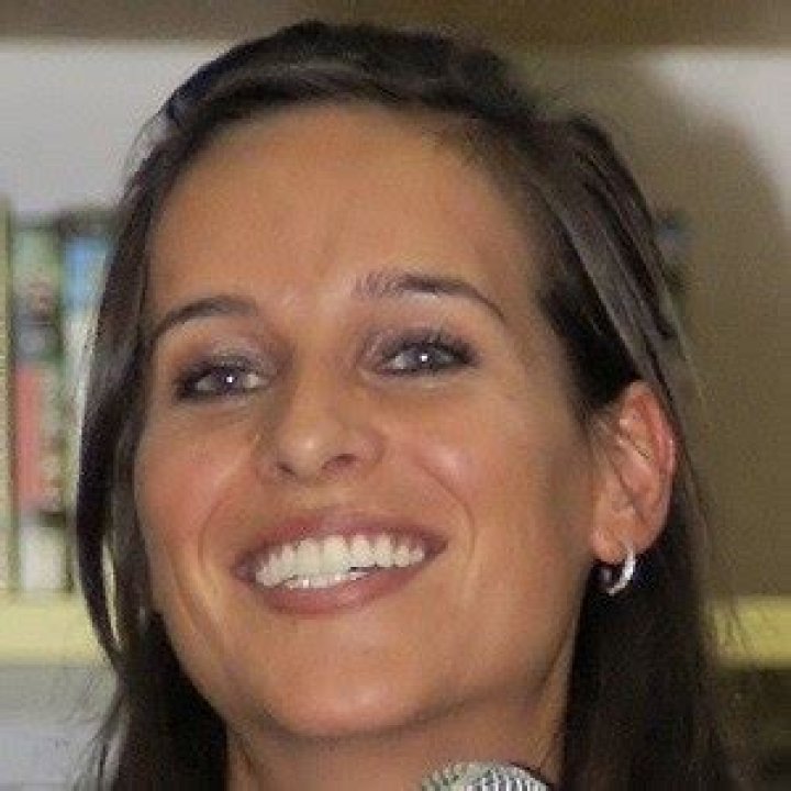 Ann Van Elsen - Age, Family, Bio