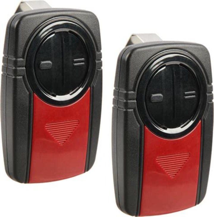 Are LiftMaster and Chamberlain remotes compatible?