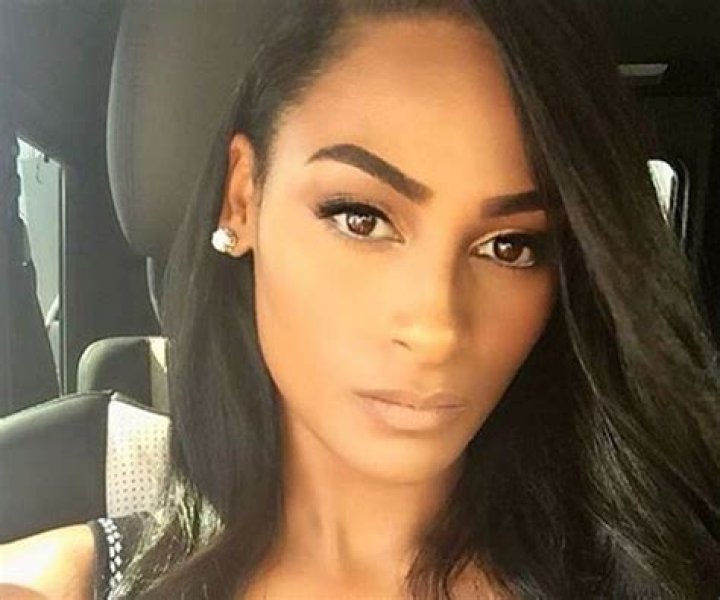 Ashley Nicole Roberts - Age, Family, Bio
