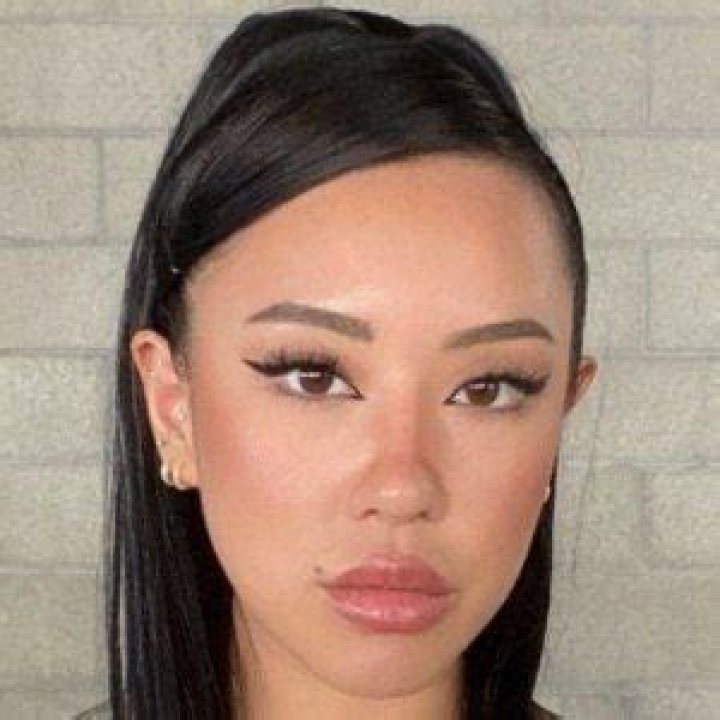 Ashley Yi - Age, Family, Bio