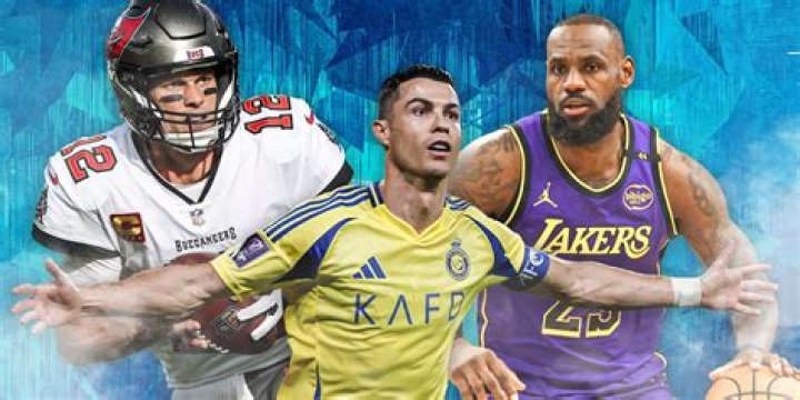 Athletes Born August 2 | Famous Birthdays