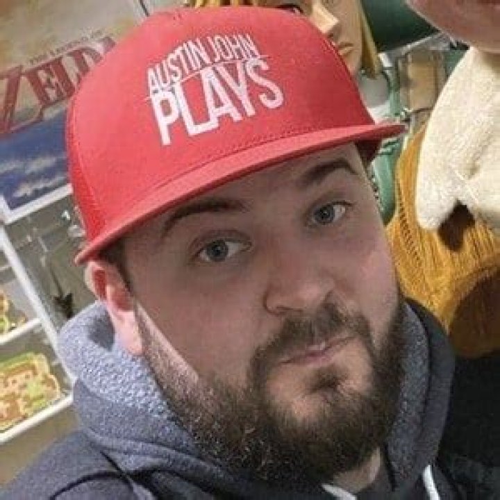Austin John Plays - Age, Family, Bio