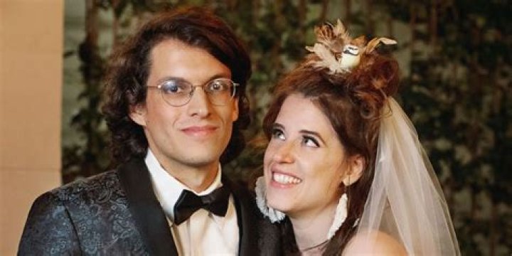 Bennett Kirschner and Amelia Fatsi are getting a divorce!