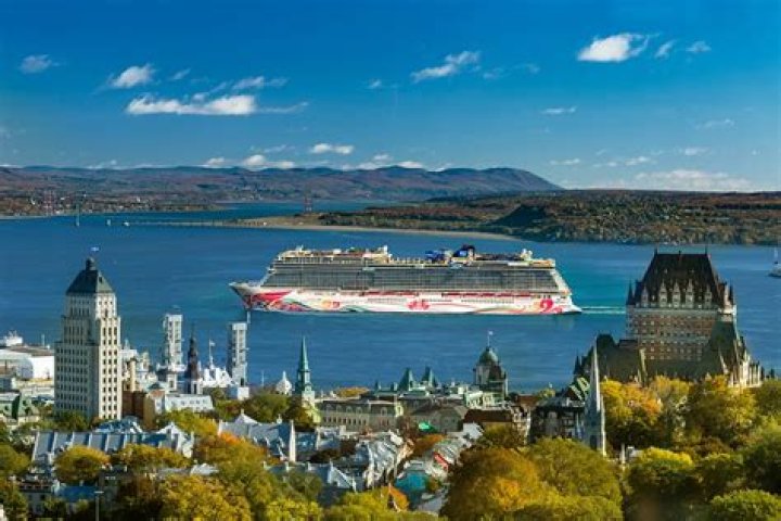Best Martha's Vineyard Cruises | Celebrity Cruises Canada