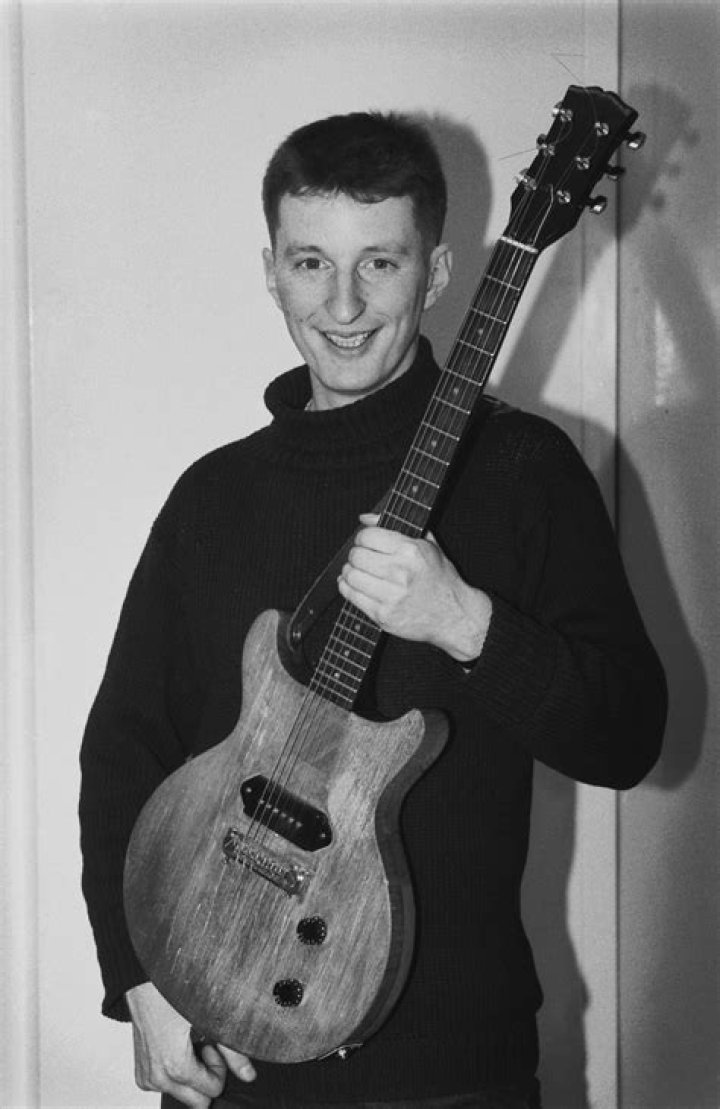Billy Bragg Net Worth - Wiki, Age, Weight and Height, Relationships, Family, and More