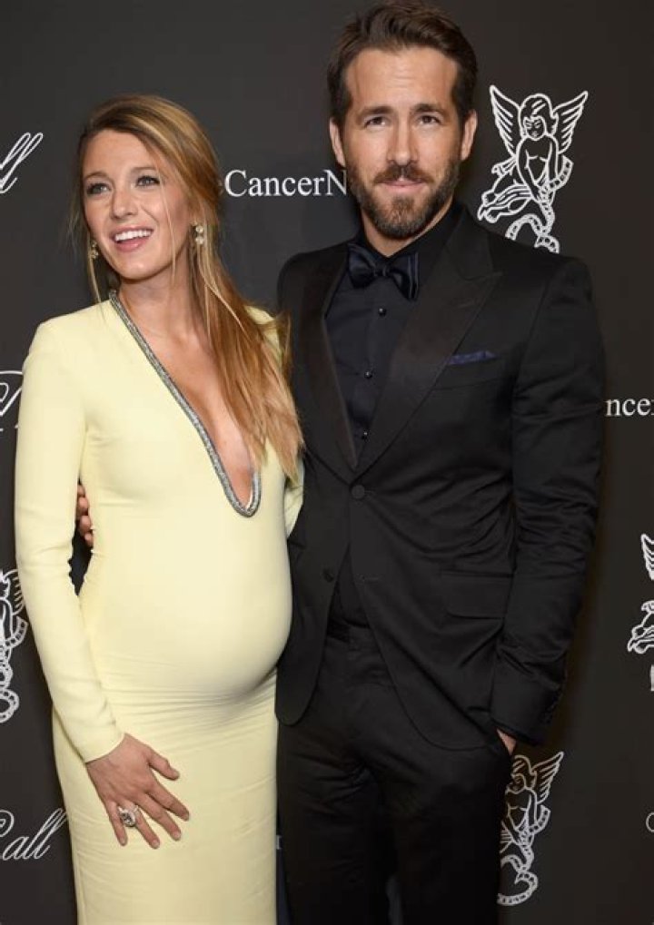 Blake Lively clears up 'relationship' with trainer as she's asked about kids