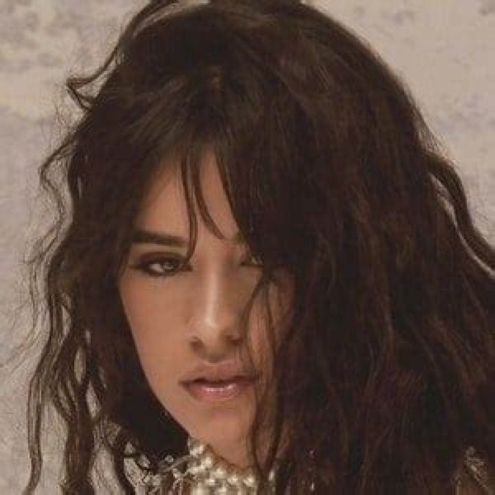 Camila Cabello (Pop Singer) - Age, Family, Bio