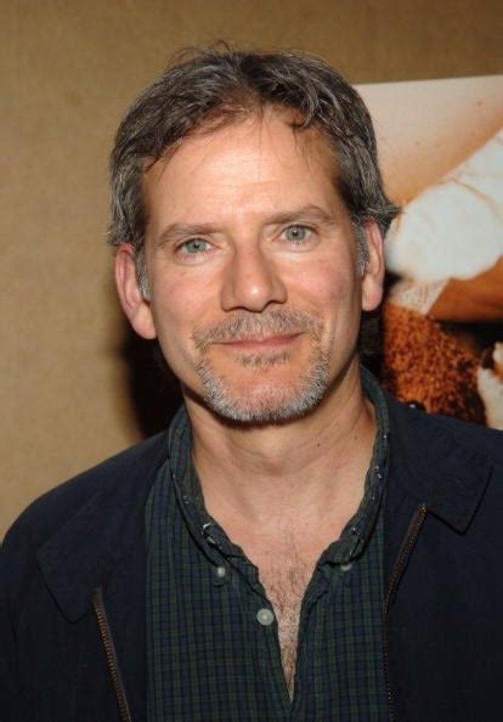 Campbell Scott Net Worth - Wiki, Age, Weight and Height, Relationships, Family, and More
