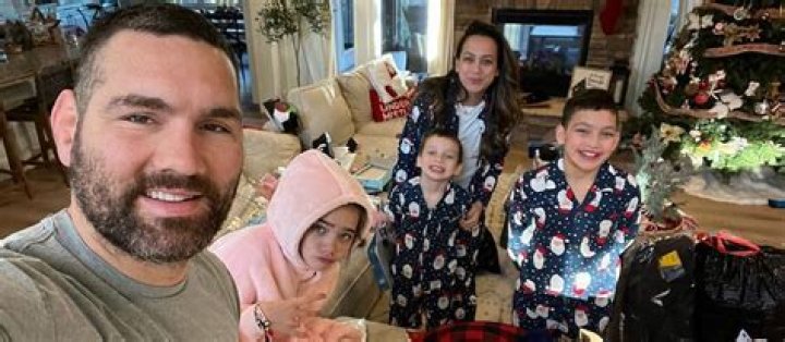 Chris Weidman - Age, Family, Bio