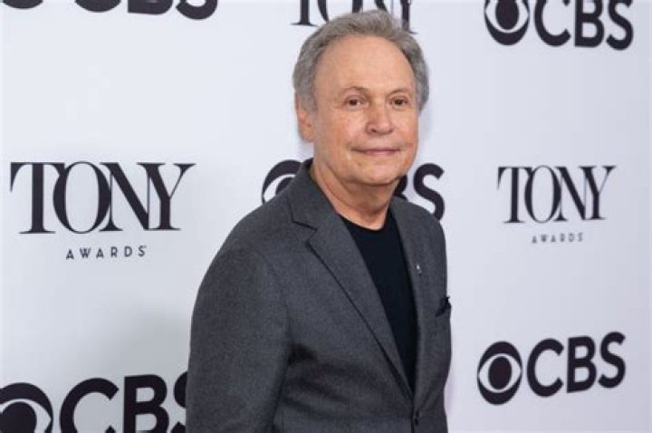 Comedians Born March 14 | Famous Birthdays