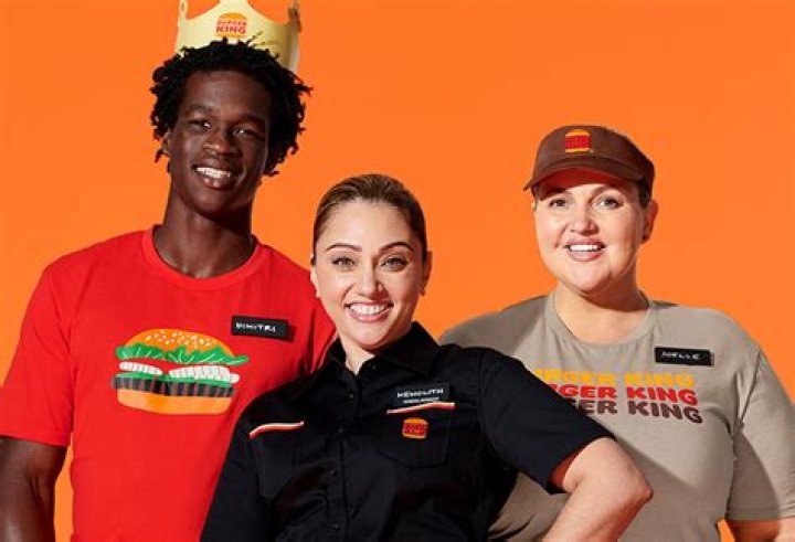 
David Spade Reaches Out To Viral Burger King Employee With Disappointing Work Anniversary 