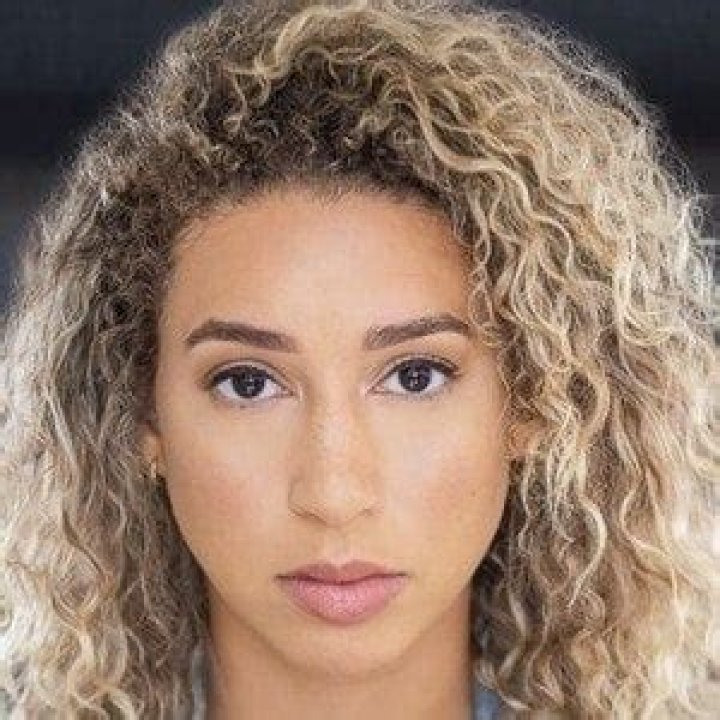 Deja Mattox - Age, Family, Bio