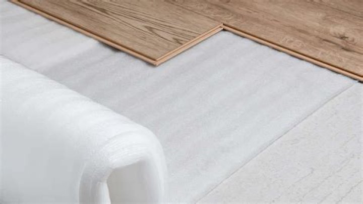 Does a room have to be empty to lay carpet?