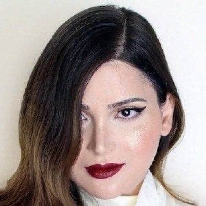 Elle Bradford - Age, Family, Bio