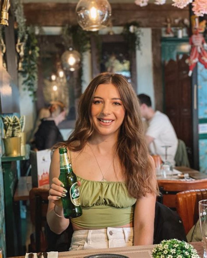Emily Brown - Age, Family, Bio