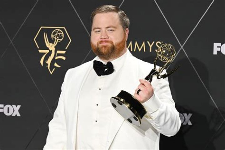 Emmys: Paul Walter Hauser eating while winning is just too relatable