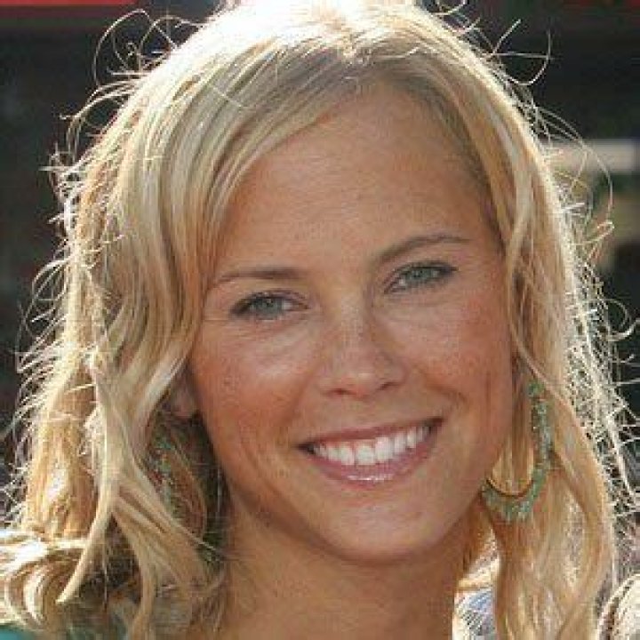 Erinn Bartlett - Age, Family, Bio