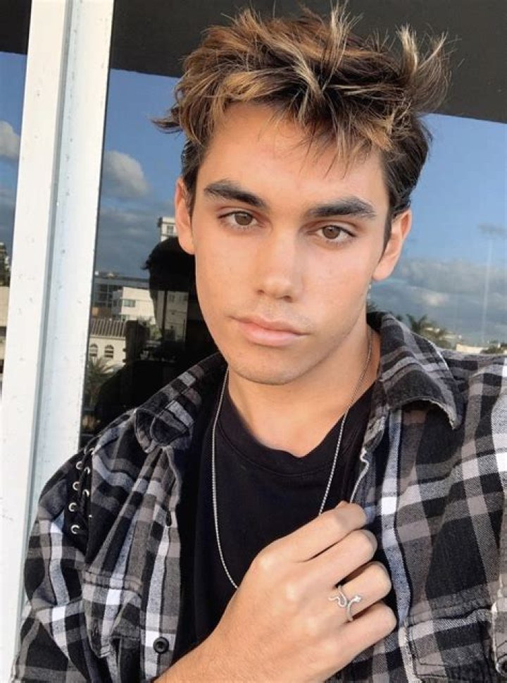Evan Gorbell - Age, Family, Bio