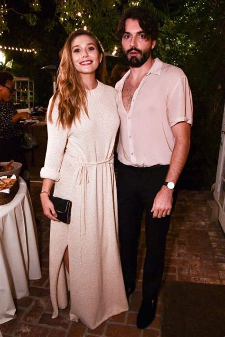 Everything We Need To Know About Elizabeth Olsen’s Husband Robbie Arnett!