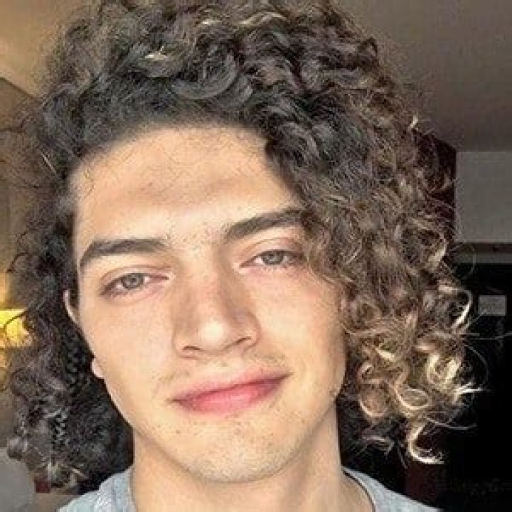 Freddy Leyva - Age, Family, Bio