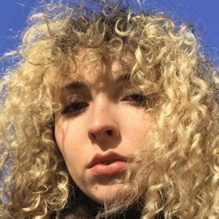 Gzi Wisdom - Age, Family, Bio
