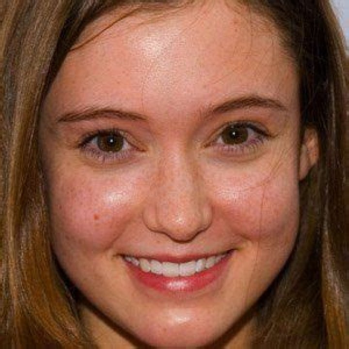 Hayley McFarland - Age, Family, Bio