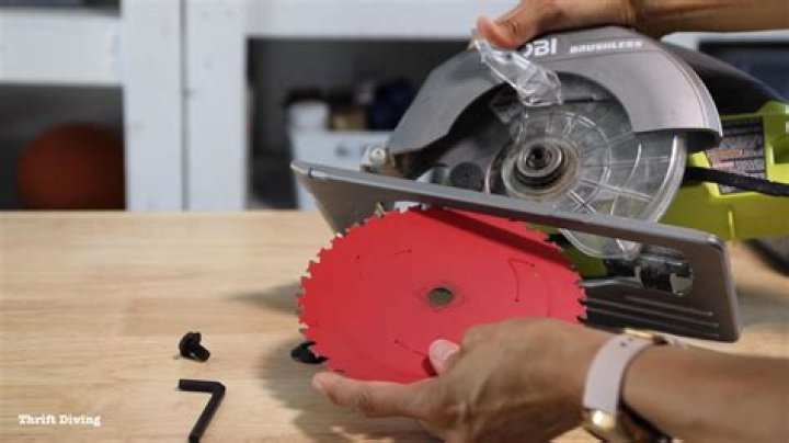 How do you store a circular saw blade?