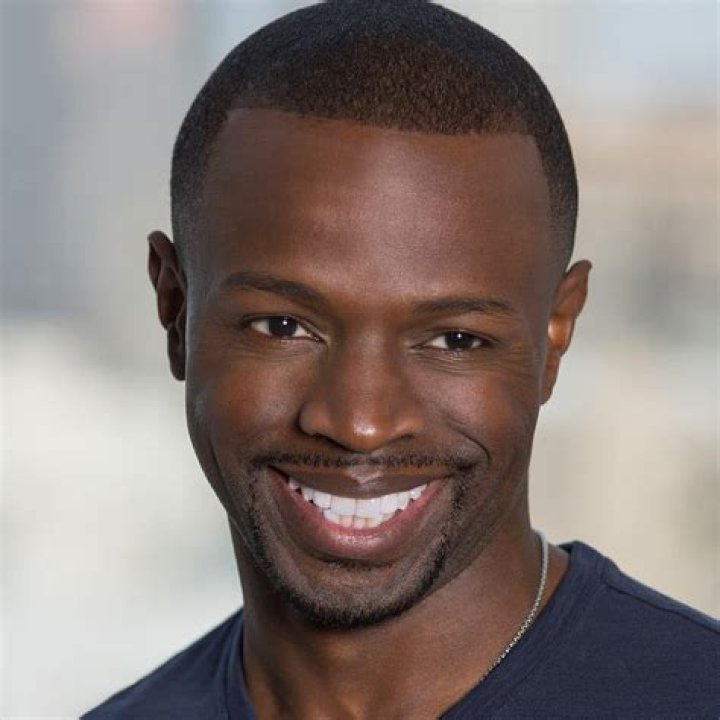 
How rich is Sean Patrick Thomas? Net Worth, Wife, Height, Wiki 