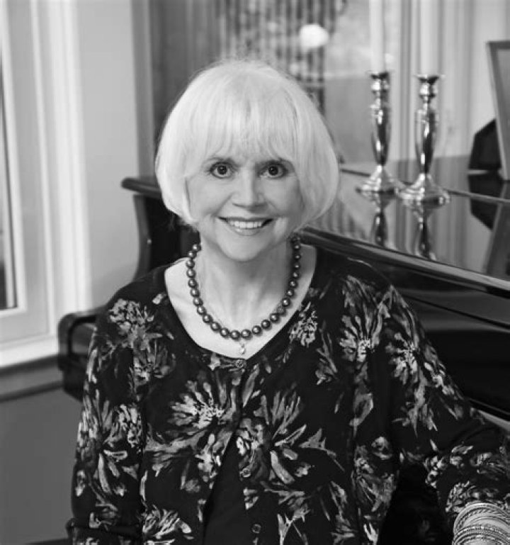 Is Linda Ronstadt Still Alive or Dead?