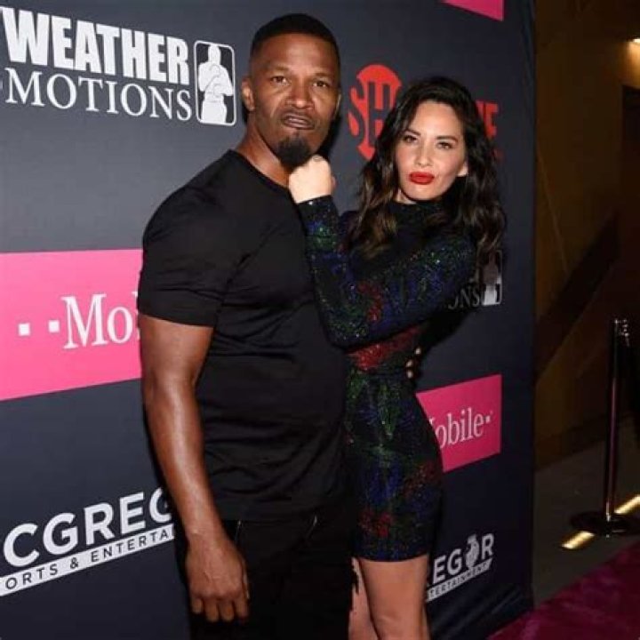 	Is Olivia Munn having “secret hookups” with Jamie Foxx?	