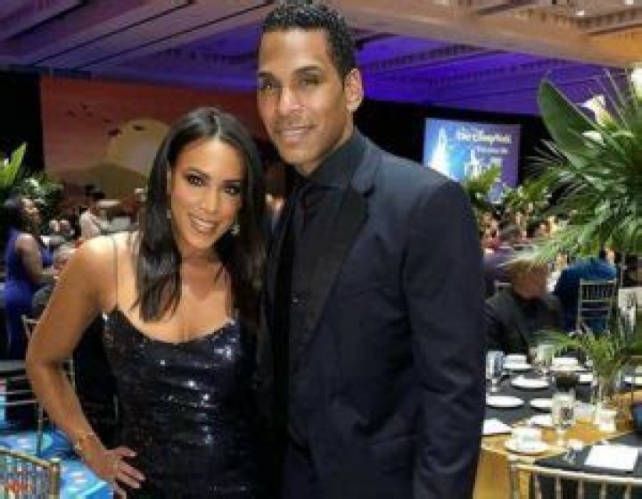 Jacqueline London Wiki, Husband, Salary