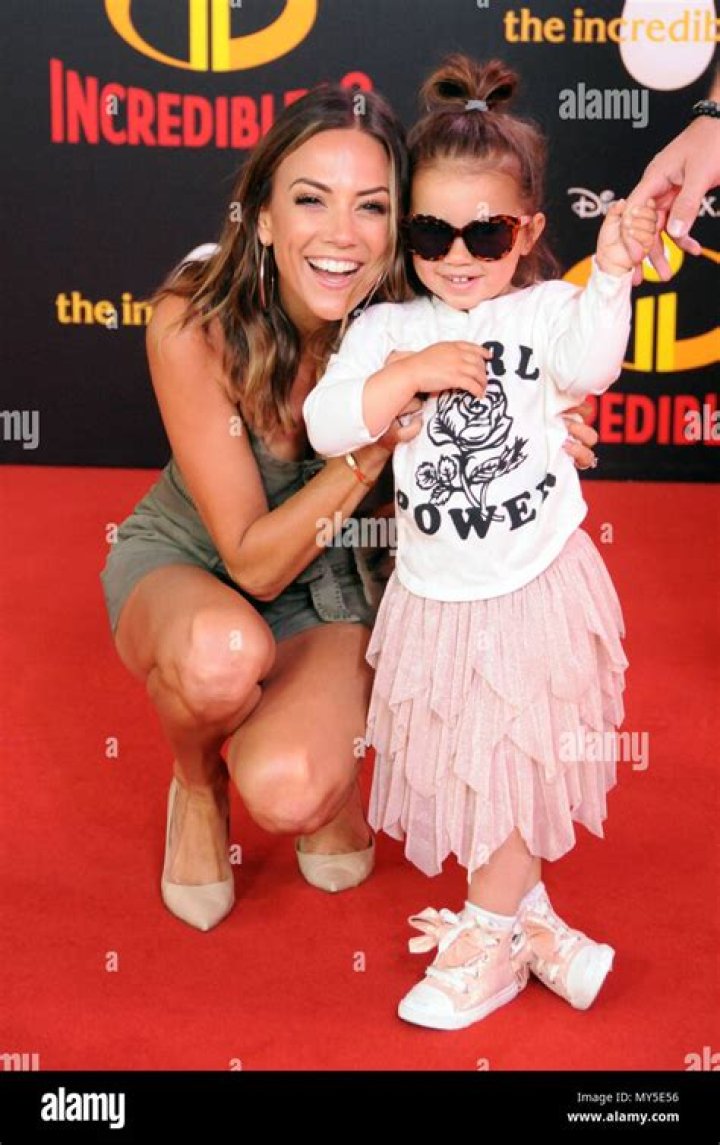 Jana Kramer & Michael Caussin welcome daughter Jolie Rae: cute name?