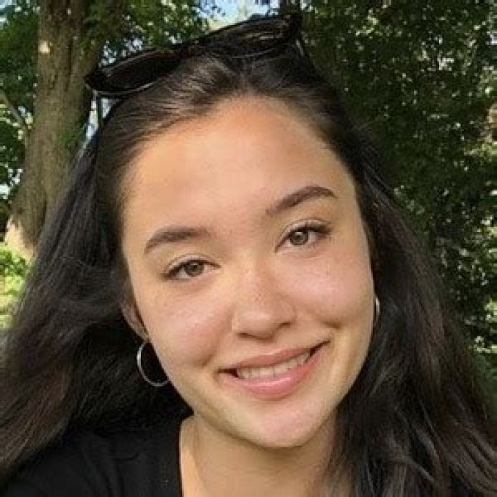 Janelle Zharmenova - Age, Family, Bio