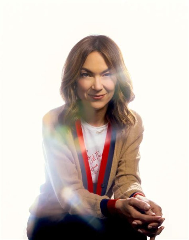 Jen Mateo - Age, Family, Bio