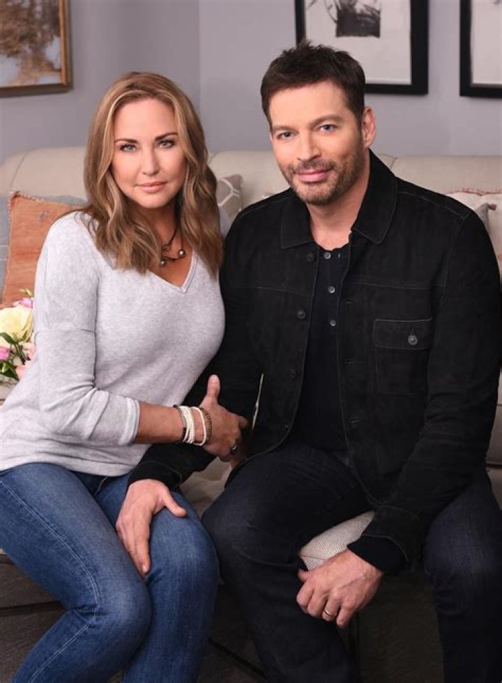 Jill Goodacre & Harry Connick reveal her five year battle with breast cancer