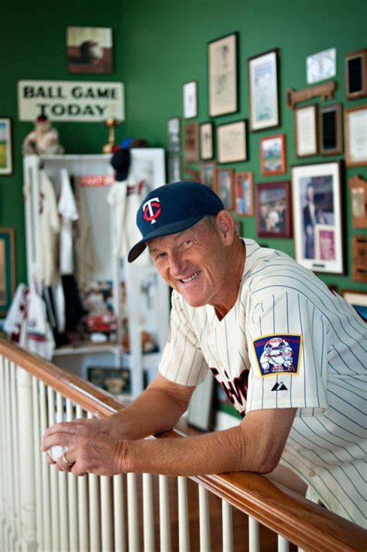 Jim Kaat on his team jersey, on-field MB