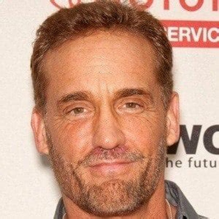 John Wesley Shipp - Age, Family, Bio