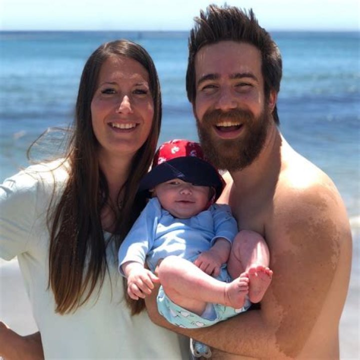 Jon Sandman - Age, Family, Bio