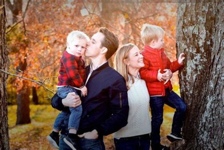 Josh Hawley family tree