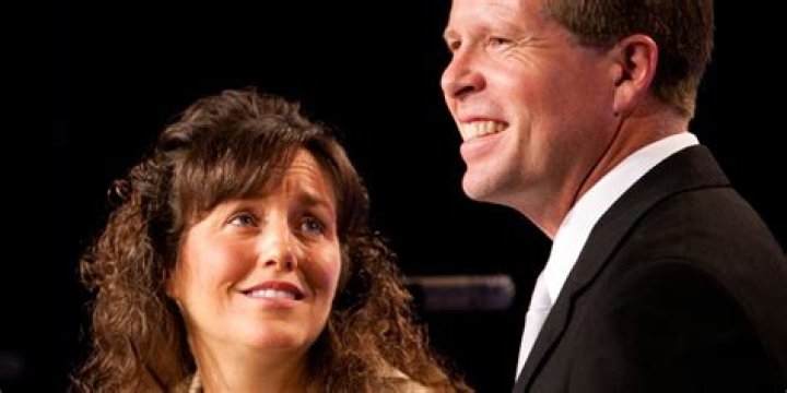 Josiah and Lauren Duggar Feuding With Jim Bob and Michelle