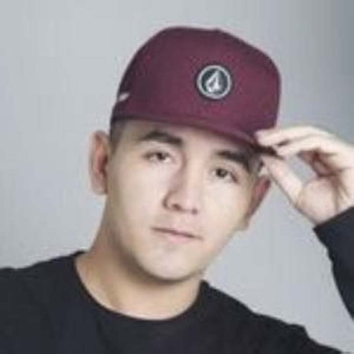 Jozue Elizalde - Age, Family, Bio