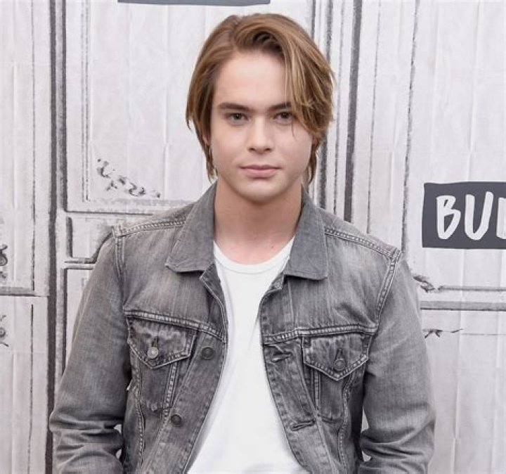 Judah Lewis Parents, Family, Dating, Net Worth