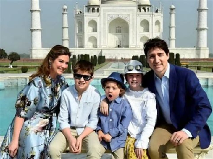 Justin Clynes - Age, Family, Bio