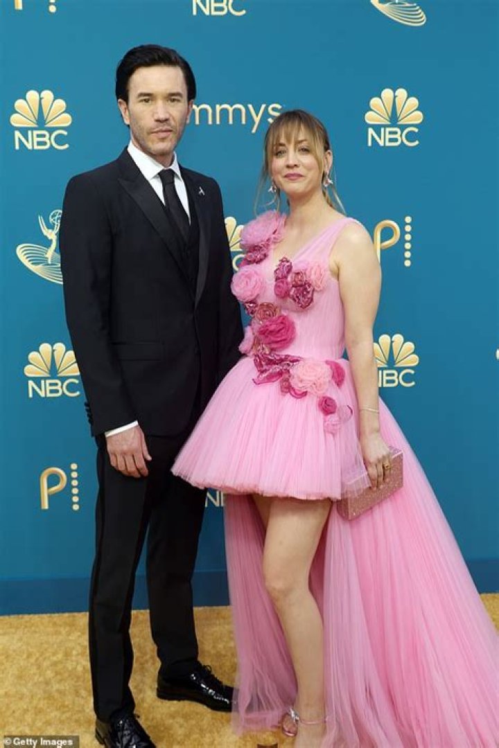 Kaley Cuoco and Tom Pelphrey celebrate a year together